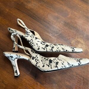 Karen Scott black and white heels